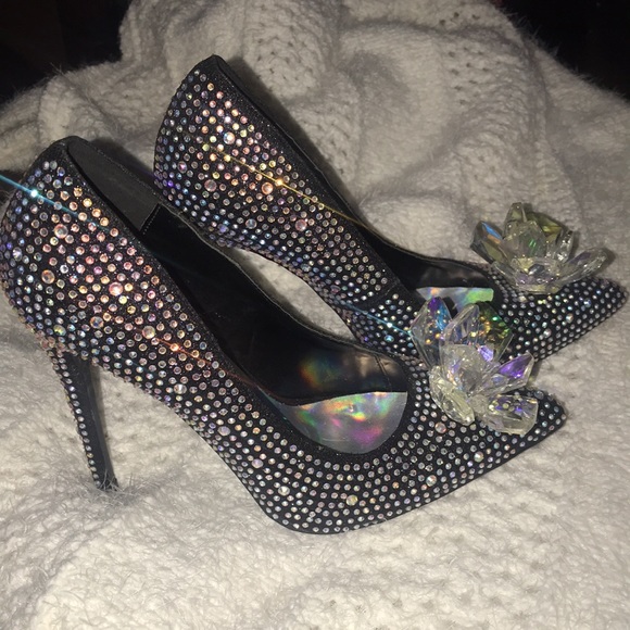 Crystal Embellished heels - Picture 3 of 3
